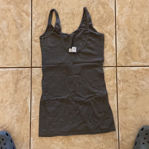 Tank top - Picture 2 of 3